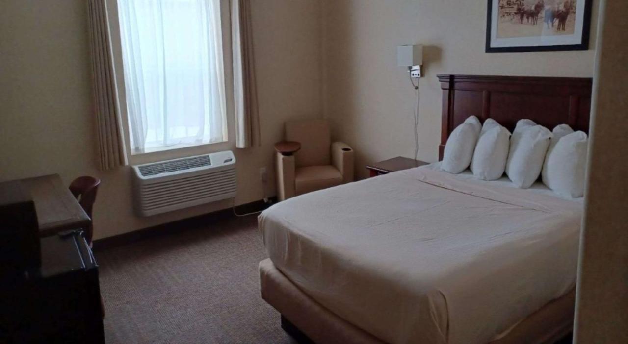 Surestay Hotel By Best Western Eureka エクステリア 写真